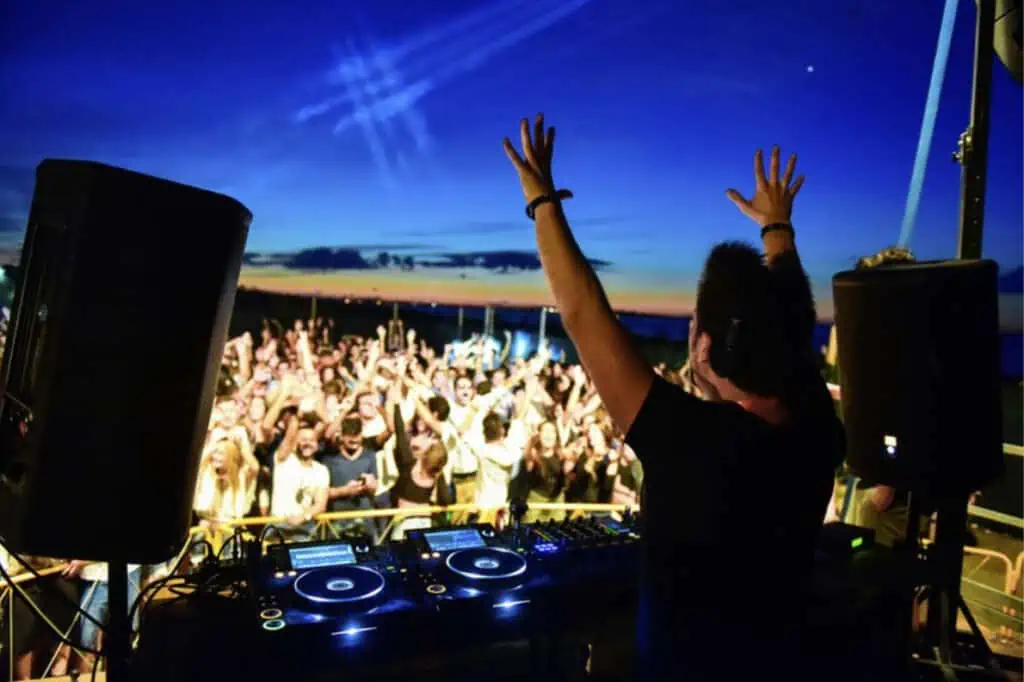 Sound and Lighting Equipment Rentals